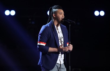 صوت فهد مفتخر يهز مسرح ذا فويس: استمعوا إلى موهبته