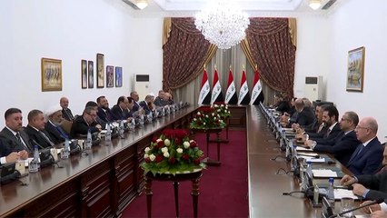 المشهد العراقي.. احتجاجات مستمرة ونائب الرئيسِ الأميركي يصل العراق