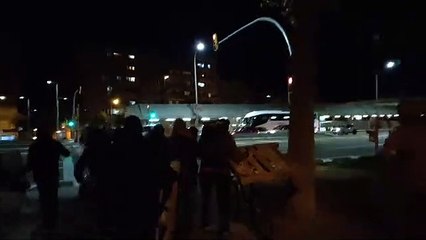 Tensió amb els Mossos en el 41 tall de la Meridiana