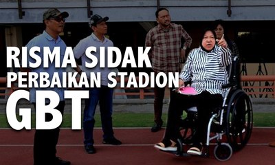 Pakai Kursi Roda, Risma Sidak Perbaikan Stadion GBT Surabaya