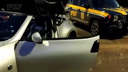 PRF apreende carro de luxo lotado de cosméticos em Céu Azul