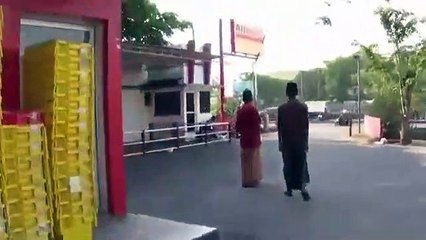 Cowok Rebutan  cewek sampe begini