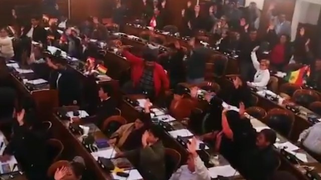 Bolivia aprueba la ley para la celebración de elecciones
