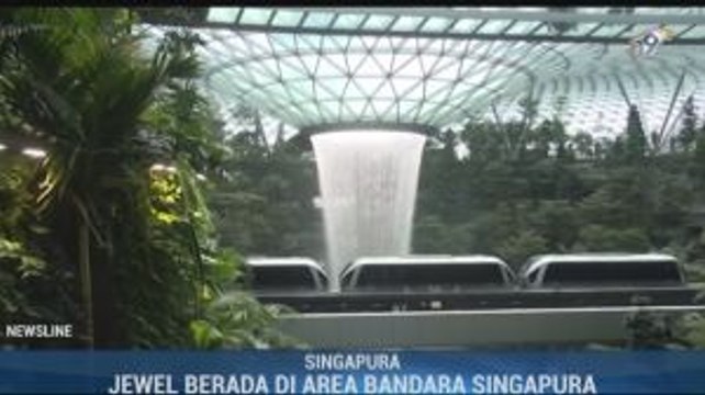 Melihat Air Terjun Indoor Tertinggi di Dunia