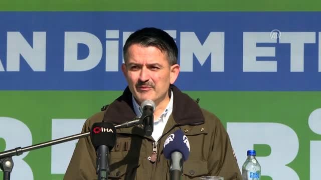 Pakdemirli: Dünyada yaşayan her bir insan için bir fidan dikme hedefimiz var