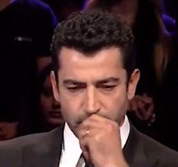 Tuncel Kurtiz'in sesini duyunca gözleri böyle doldu