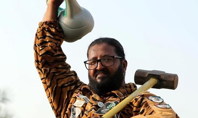 "شمشون" الخليج العربي... قصة رجل كسر العديد من الأرقام القياسية