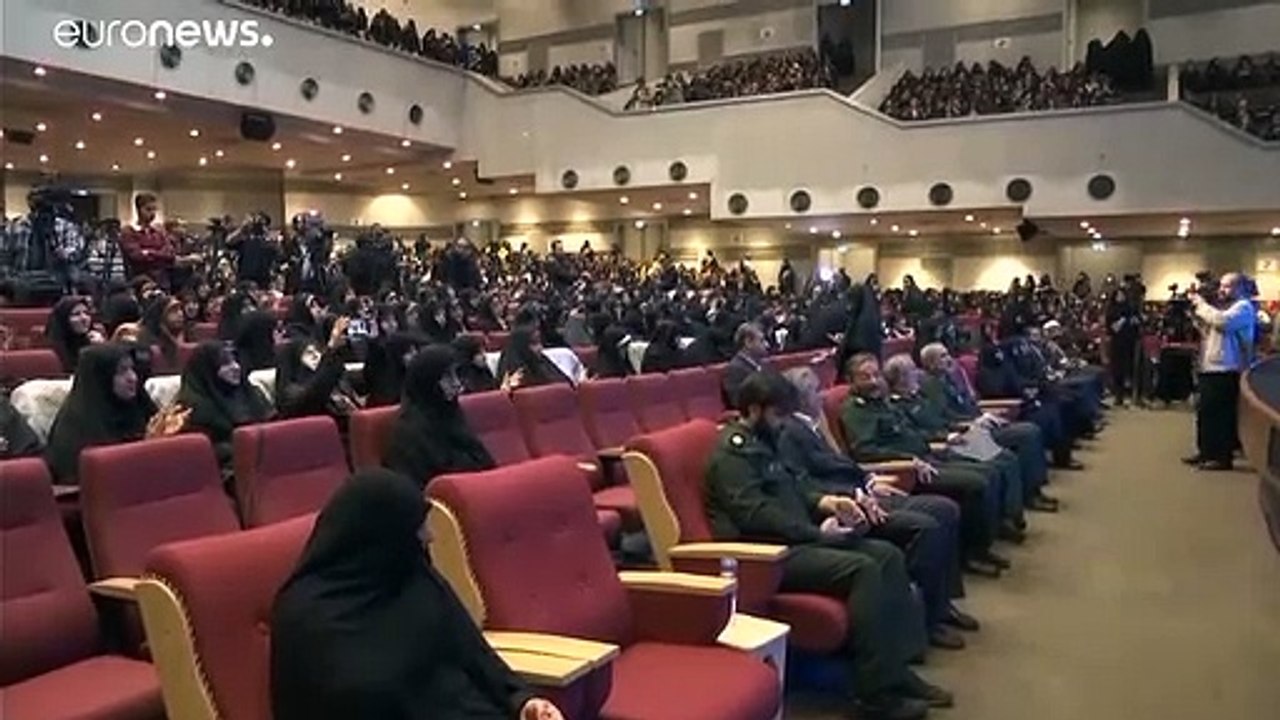 Iran: "Abbiamo individuato i mandanti americani delle proteste" mentre Internet fatica a tornare