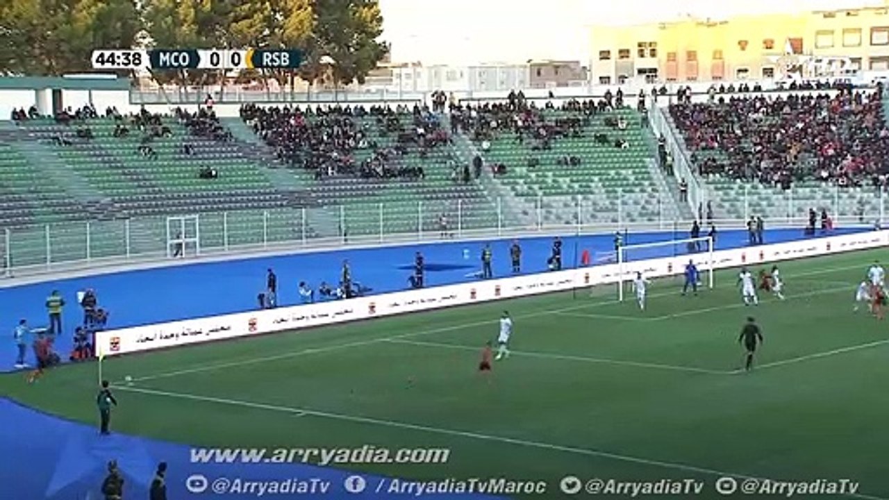 مولودية وجدة 1-0 نهضة بركان هدف #محمد_عزيز في مرمى #مولودية_وجدة  الدقيقة 45. - - البطولة_الإحترافيةالجولة07 -