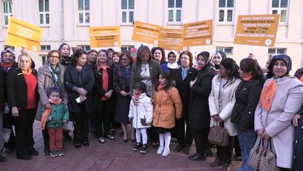 Sanat merkezini turuncu ışık ve balonlarla donattılar - GAZİANTEP