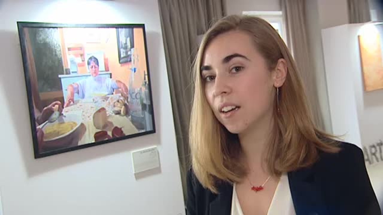 Una exposición de pintura muestra la cara más dura de la Dermatitis Atópica grave