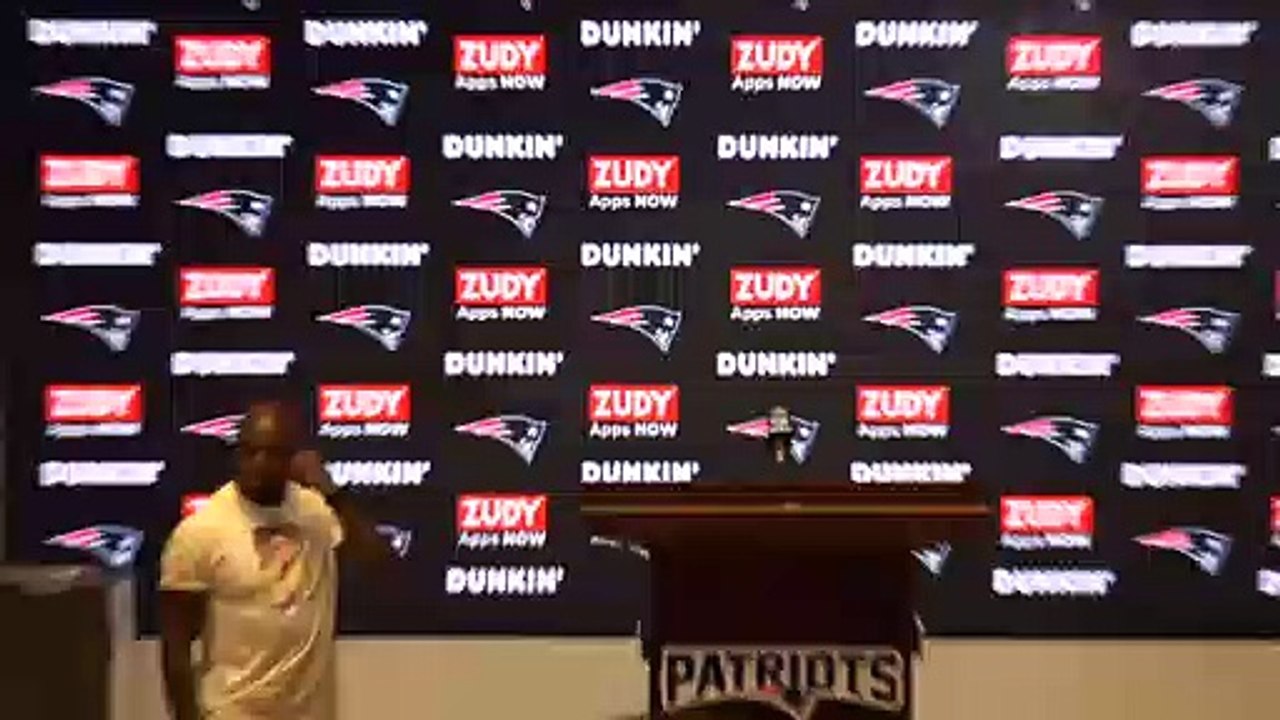 Devin McCourty Interrupts Duron Harmon's 1-on-1 Interview