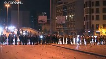 مناصرون لحزب الله وحركة أمل يهاجمون المتظاهرين في بيروت