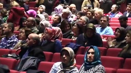 Vali Toprak: Öğretmen gibi otur da görelim