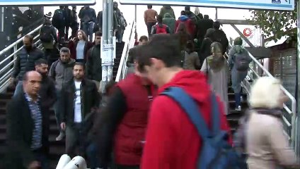 Okullar açıldı trafik yoğunluğu başladı