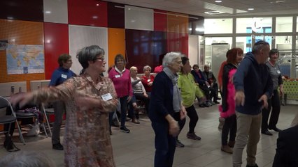 Reportage  - Jamais trop jeune pour un petit pas de danse !