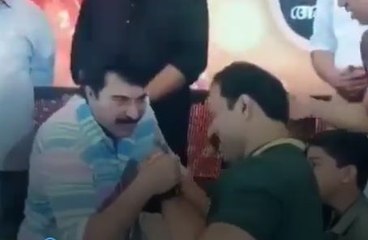 Télécharger la video: Mammootty participated in an arm wrestling competition | FilmiBeat Malayalam