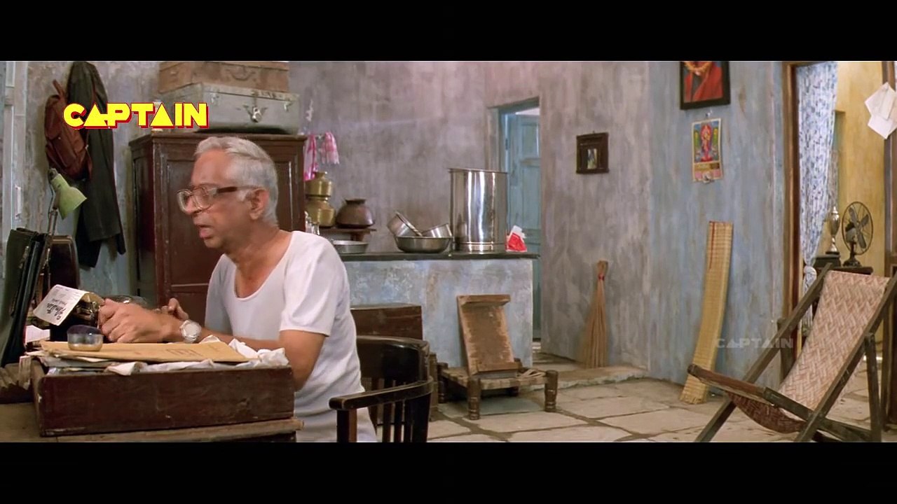 nana_patekar_comedy_scene_lsbymYsBGS4_720p