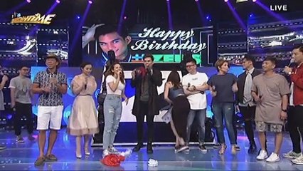 It's Showtime family, may regalo para sa kaarawan ni Zeus