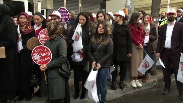 İŞ Genel Başkanı Arslan: Şiddeti ortadan kaldırmak için önce kadınları anlamak gerekiyor.