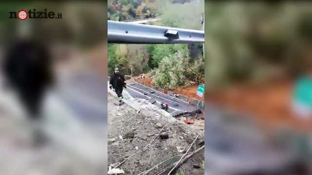 Crollo viadotto su A6 Torino-Savona: le immagini dei soccorsi | Notizie.it