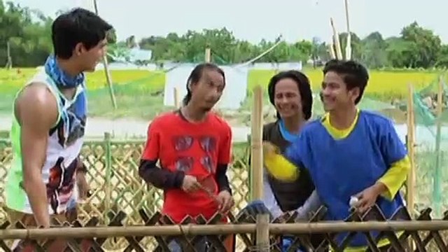 Ito na kaya ang tamang panahon para ipagtapat ni Phil ang nararamdaman kay Pinang?