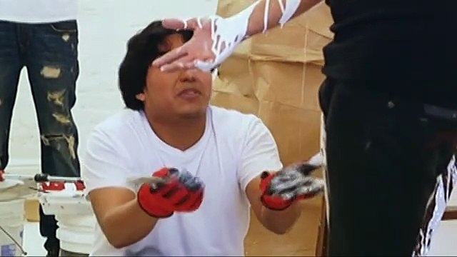 Tin, aksidenteng nakita si Macoy na nakahubad