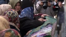 Cinayete kurban giden Ayşe Tuğba'nın cenazesi kadınların omzunda taşındı
