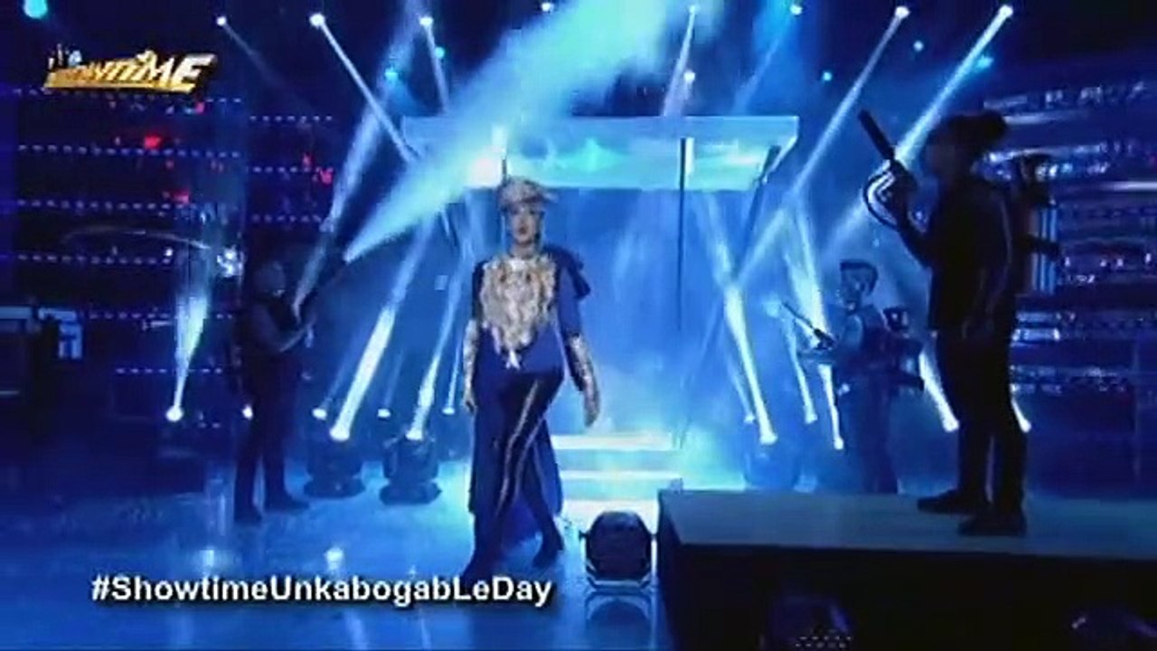 Nagliliyab na unkabogable birthday performance ni Vice Ganda