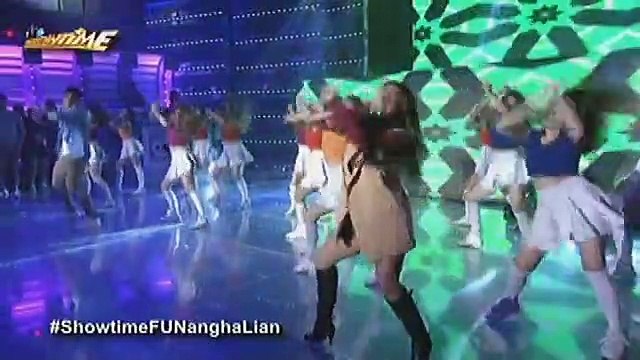 Nakaka-inlove na throwback performance of Hashtags