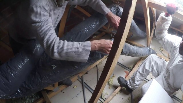 poser repère électricité comble soufflé pige hauteur ouate cellulose univercell soprema tuile vmc tectys mangouste protec spot vermiculite