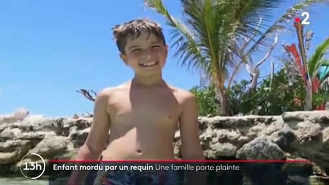 Mordu par un requin en Polynésie, un jeune garçon témoigne: Il allait vers mon visage la gueule grande ouverte. Il m'a pris le bras - VIDEO