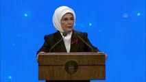Emine Erdoğan: 'Kadına yönelik şiddeti sadece fiziksel yönüyle değil ekonomik ve psikolojik yönleriyle de ele almalıyız' - ANKARA