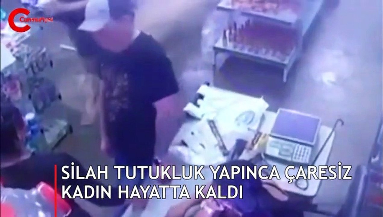 Silah tutukluk yapınca, çaresiz kadın hayatta kaldı