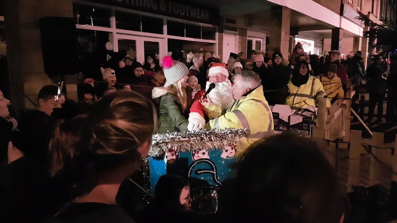 Seahouses festive lights switch on