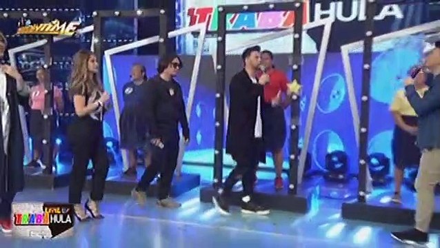 Sino sa It's Showtime hosts ang naging babysitter?