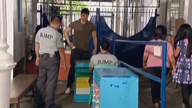 Banjo at Edward, magkasabay na bumisita kay Sara sa kulungan