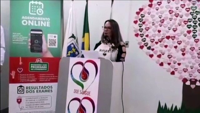 Cerimônia homenageia doadores de sangue, no Hemocentro