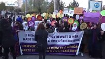 Diyarbakırlı Kadınlar Şiddete Karşı Yürüdü