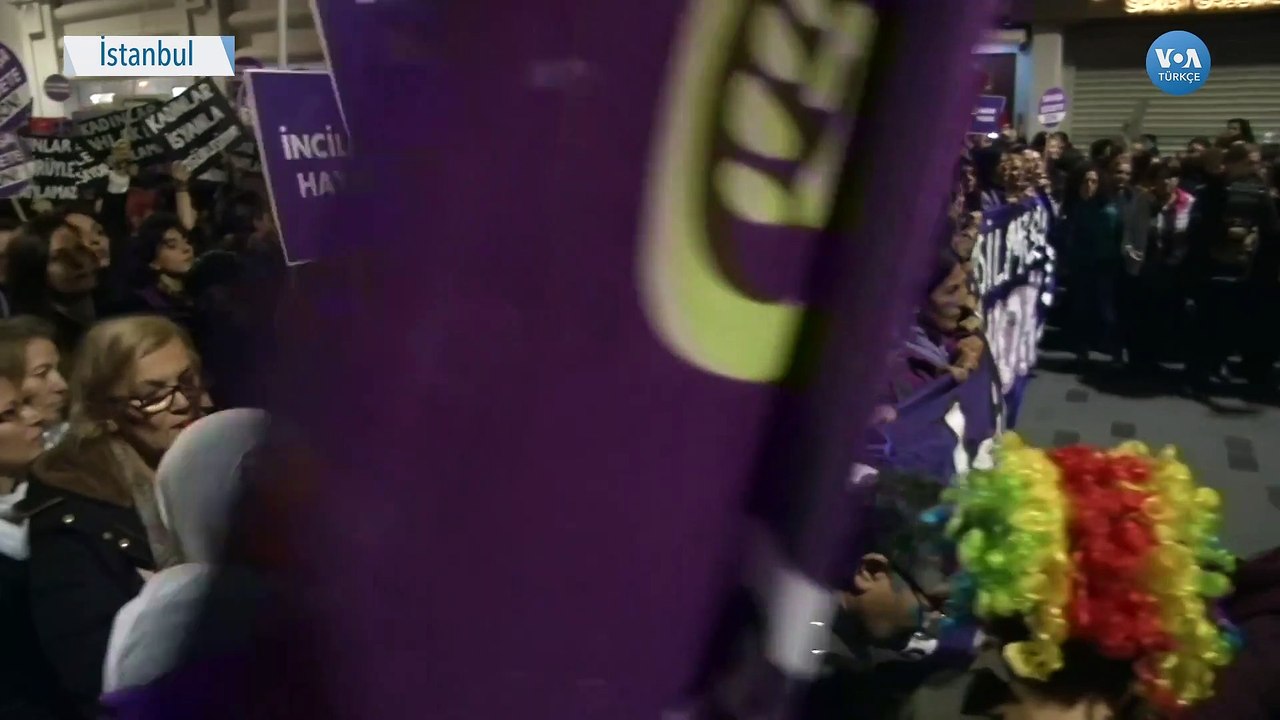 İstanbul'da Kadına Şiddete Karşı Yürüyüş