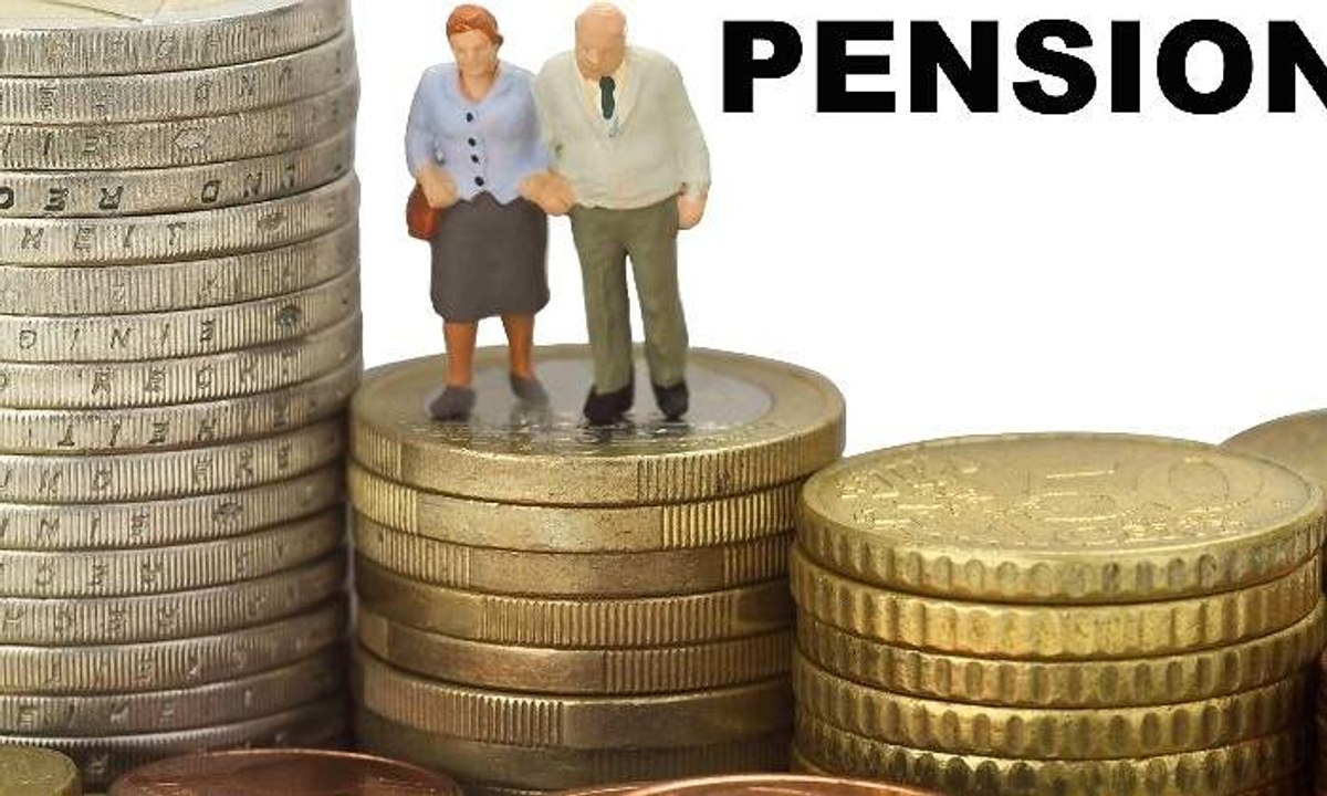 Juan Ramón Rallo: "El negro futuro de las pensiones públicas"