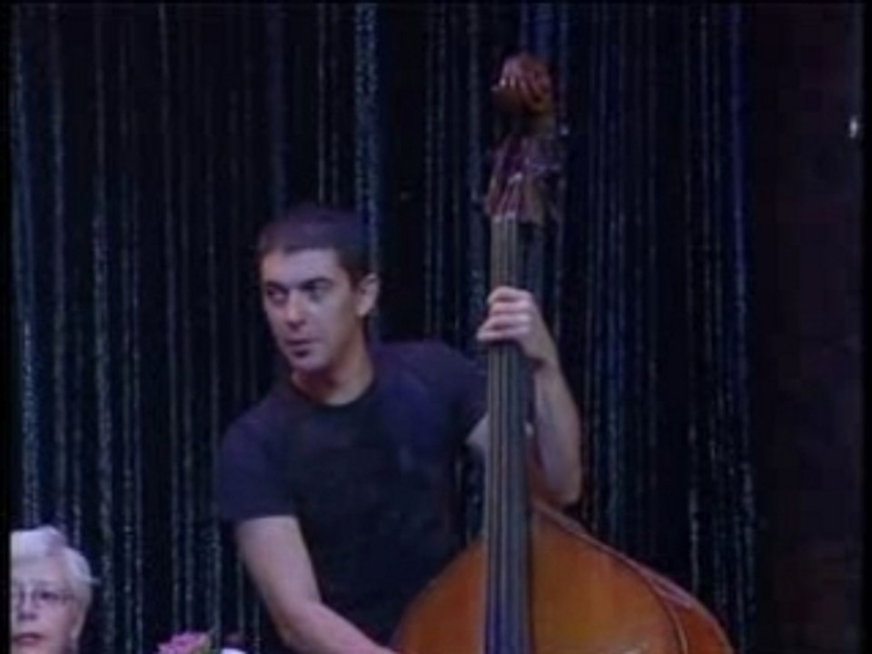 Monsieur ti Part17  SALAVADOR  - Syracuse