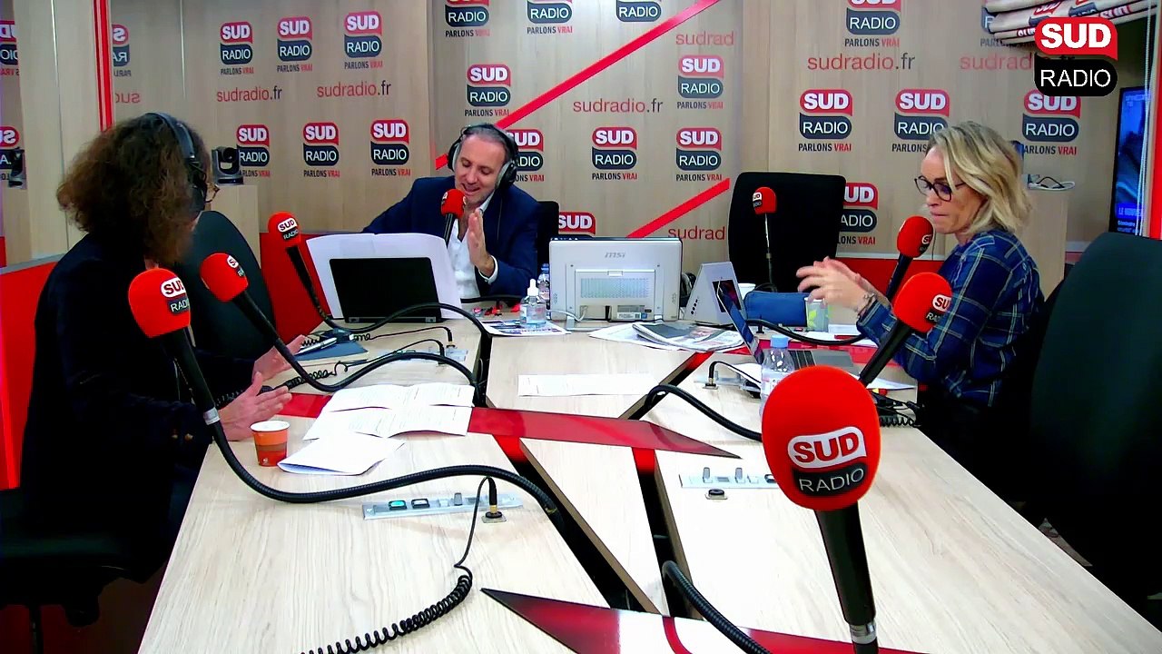 E. Levy - "Je préfère être seule avec Zineb El Rhazoui que de défiler avec Elles toutes !"