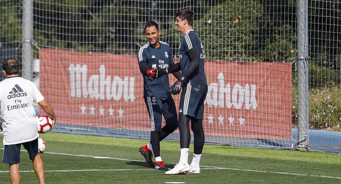 Real Madrid - PSG : focus sur le duel Thibault Courtois - Keylor Navas