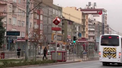 Kafasına isabet eden maganda kurşunuyla ağır yaralanan çocuğun ailesi failin bulunmasını istiyor