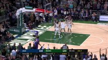 Lopez makes game-winning block for the Bucks