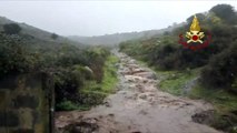 Oristano - Esonda un torrente, allagata la strada Bonarcado - Santu Lussurgiu (25.11.19)