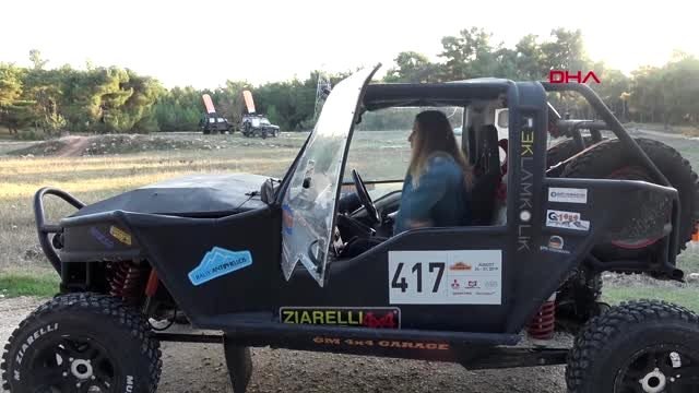 İzmir'deki tek kadın off-road pilotu: frenim patlıyor, takla atıyorum ama pes etmiyorum