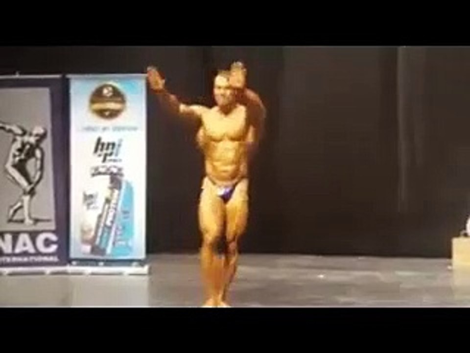 10- Big Muscle Man - Cocky Poser Show