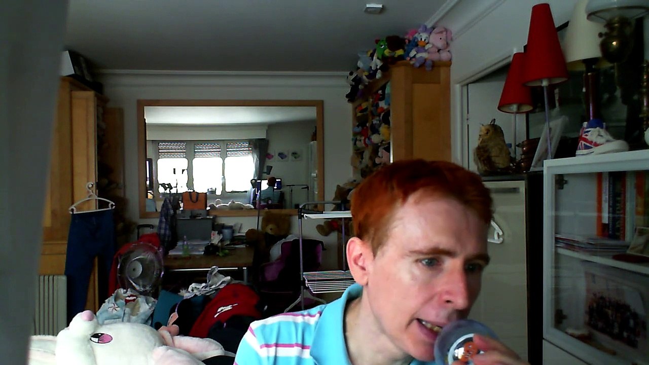 Wiwi égratigne "ein Mann wie du" de Tina York